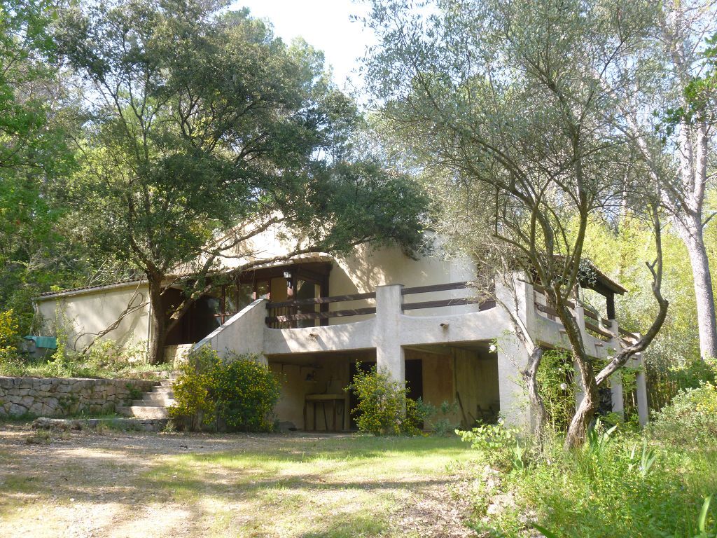 Maison indépendante LES ARCS (83460) AGENCE BARET